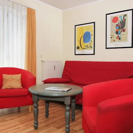 Balkon, gratis Nutzung vom AHOI Erlebnisbad und Sauna in Sellin - Villa Karola FeWo 09