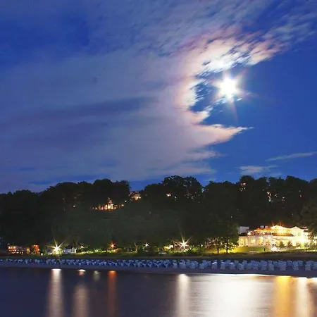 Apartment Balkon, gratis Nutzung vom AHOI Erlebnisbad und Sauna in Sellin - Villa Karola FeWo 09 *