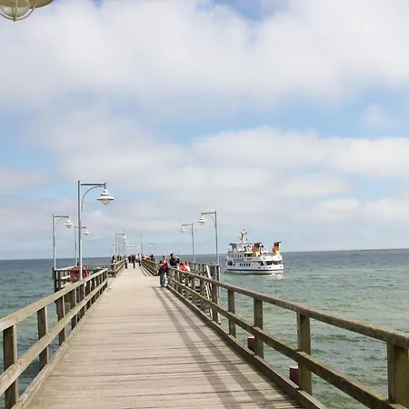 Apartment Balkon, gratis Nutzung vom AHOI Erlebnisbad und Sauna in Sellin - Villa Karola FeWo 09 *