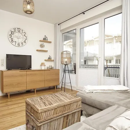 Apartment Balkon, gratis Nutzung vom AHOI Erlebnisbad und Sauna in Sellin - Villa Karola FeWo 09