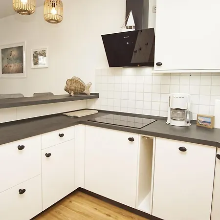 Balkon, gratis Nutzung vom AHOI Erlebnisbad und Sauna in Sellin - Villa Karola FeWo 09 Goehren (Ruegen)