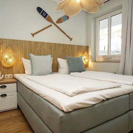 Balkon, gratis Nutzung vom AHOI Erlebnisbad und Sauna in Sellin - Villa Karola FeWo 09 Goehren (Ruegen)