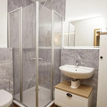 Balkon, gratis Nutzung vom AHOI Erlebnisbad und Sauna in Sellin - Villa Karola FeWo 09 Goehren (Ruegen)